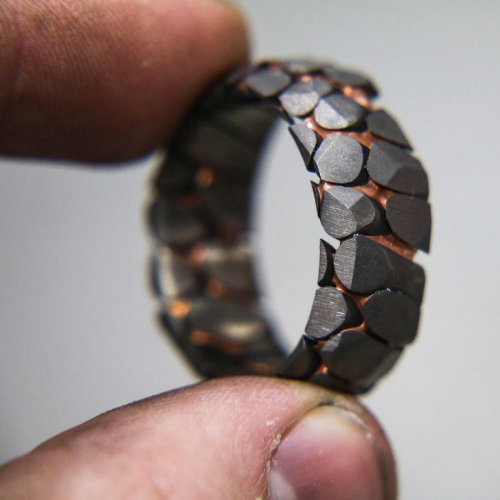 Obsidian Superconductor Ring